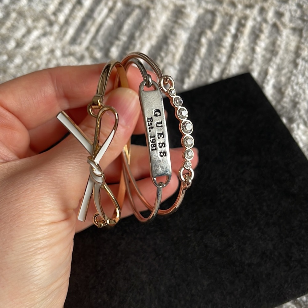 GUESS Bracelets - Picture 2 of 3